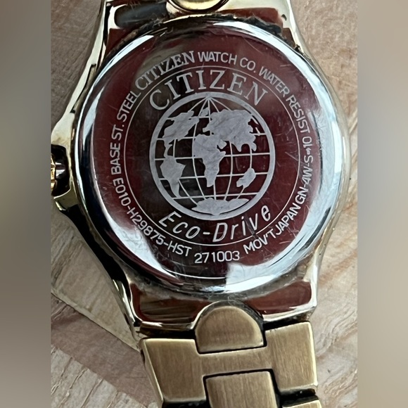 Citizen Eco-Drive Ladies Watch Genuine Diamonds Pearl Dial Gold Tone Bracelet - Picture 11 of 15